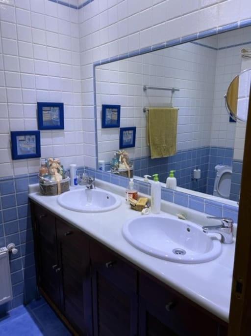 Atractivo Atico 2 Habitaciones Villaviciosa  Kültér fotó