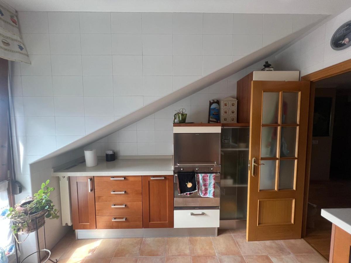 Atractivo Atico 2 Habitaciones Villaviciosa  Kültér fotó