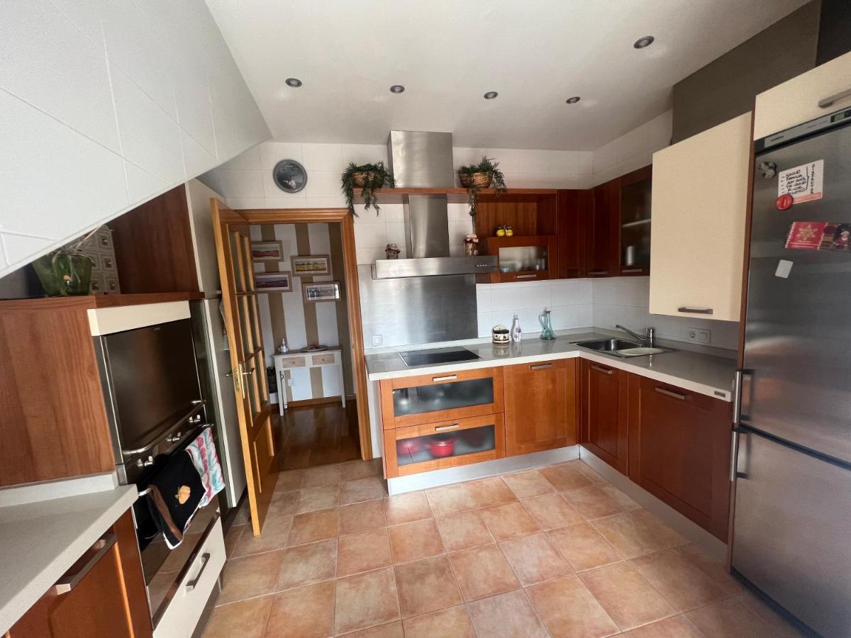 Atractivo Atico 2 Habitaciones Villaviciosa  Kültér fotó